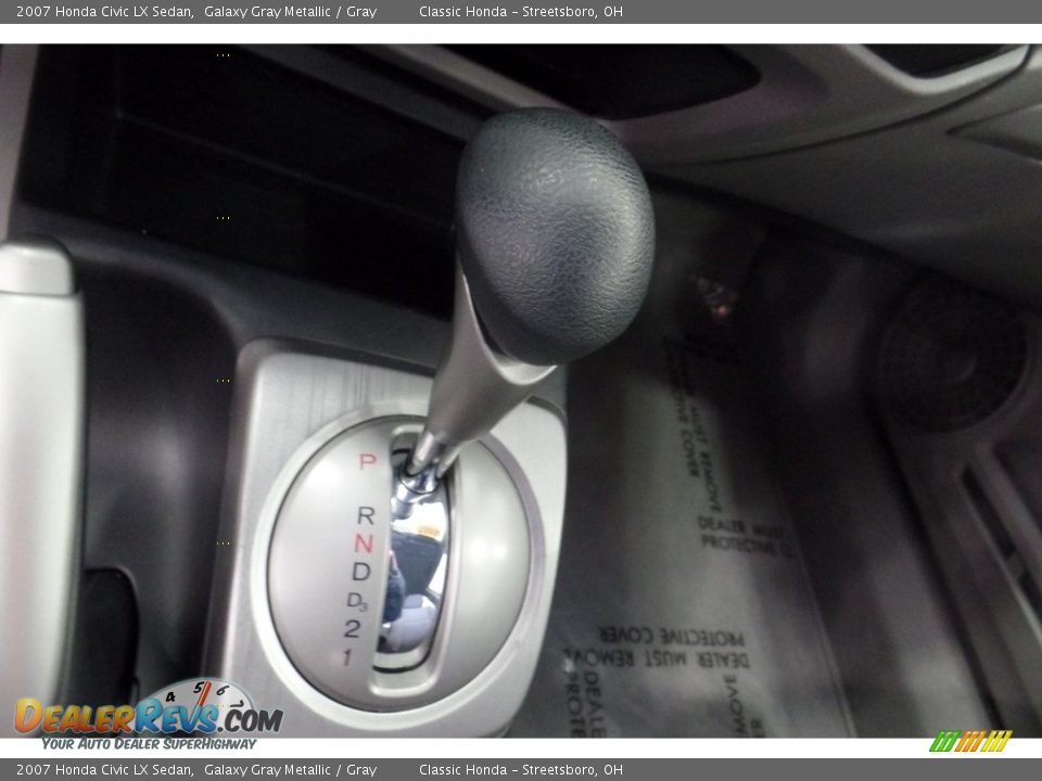 2007 Honda Civic LX Sedan Galaxy Gray Metallic / Gray Photo #26
