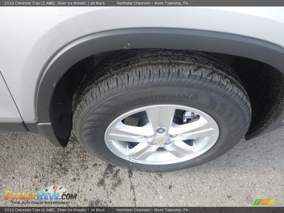 2019 Chevrolet Trax LS AWD Silver Ice Metallic / Jet Black Photo #9