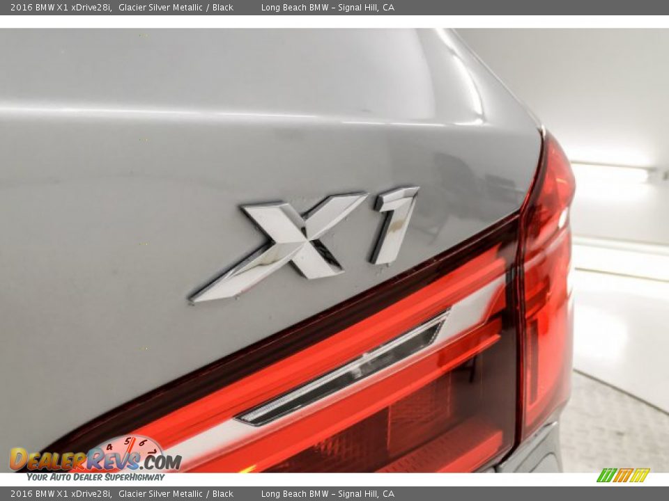 2016 BMW X1 xDrive28i Glacier Silver Metallic / Black Photo #7