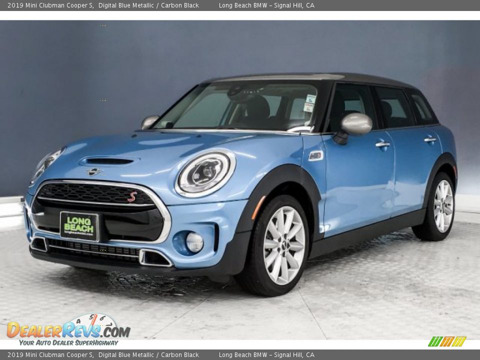 Front 3/4 View of 2019 Mini Clubman Cooper S Photo #12