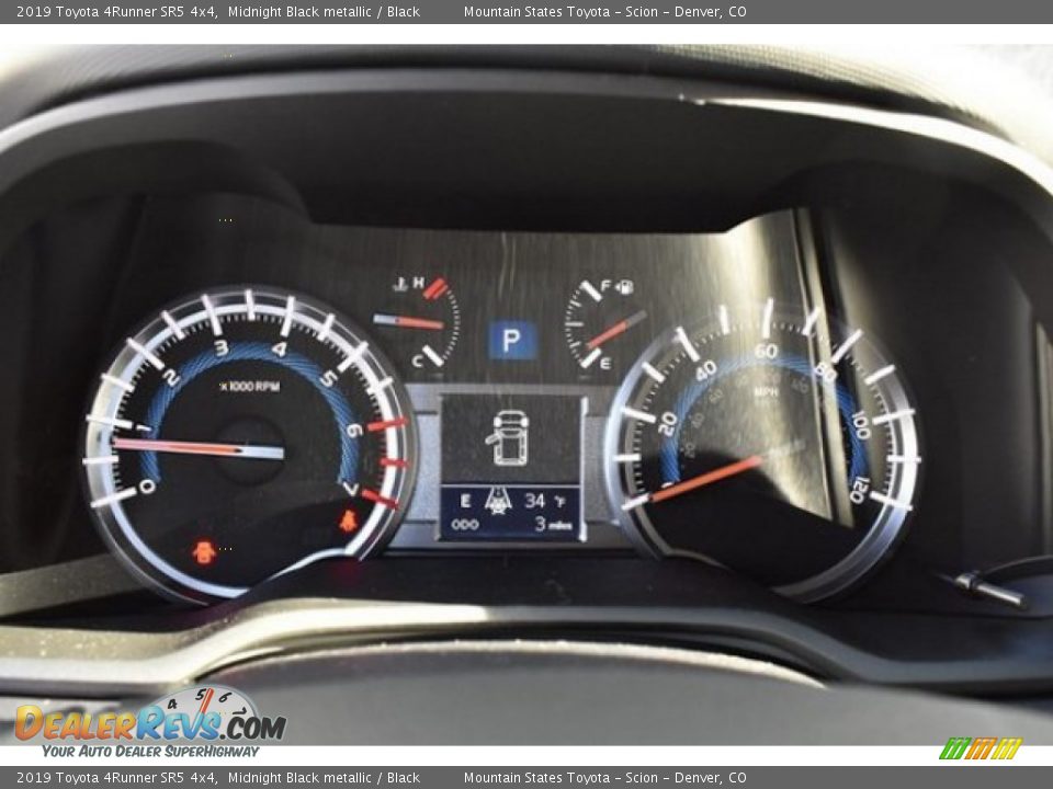 2019 Toyota 4Runner SR5 4x4 Midnight Black metallic / Black Photo #27