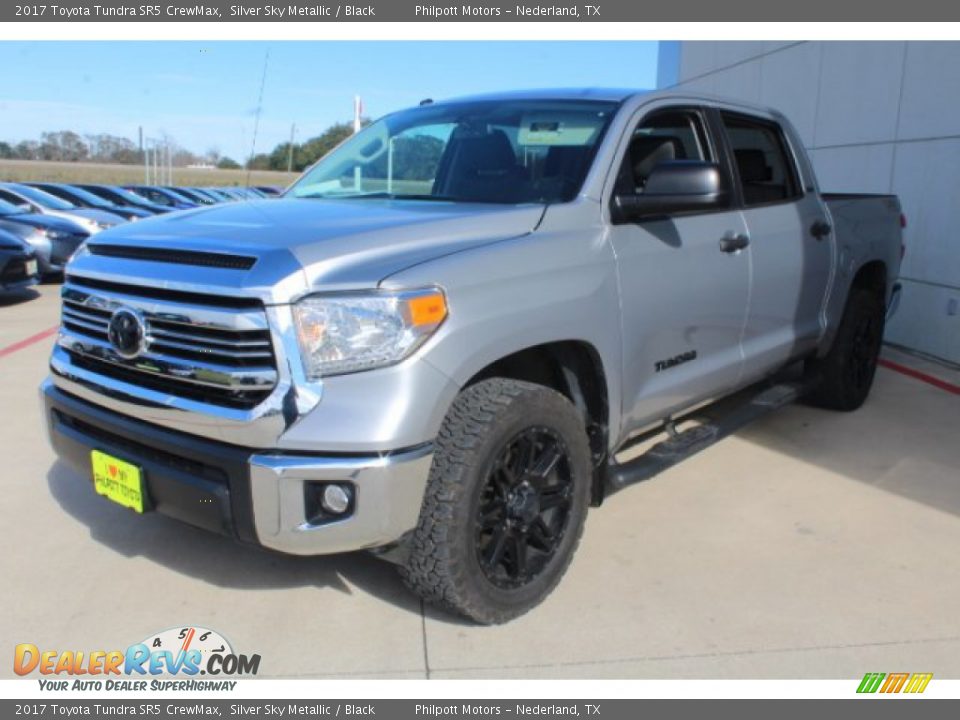 2017 Toyota Tundra SR5 CrewMax Silver Sky Metallic / Black Photo #4