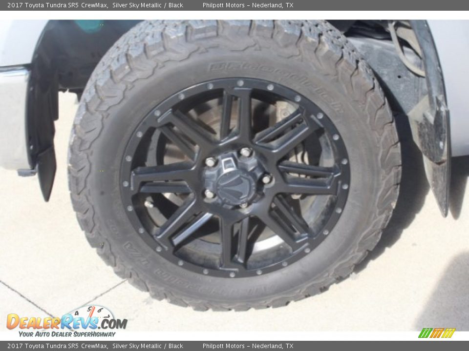 2017 Toyota Tundra SR5 CrewMax Silver Sky Metallic / Black Photo #5