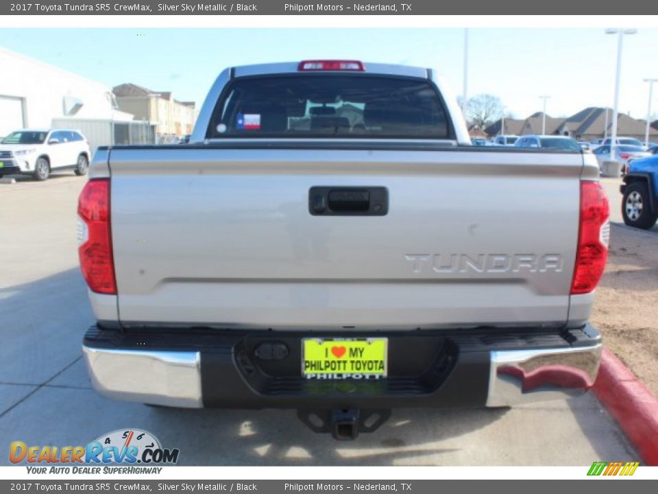2017 Toyota Tundra SR5 CrewMax Silver Sky Metallic / Black Photo #7