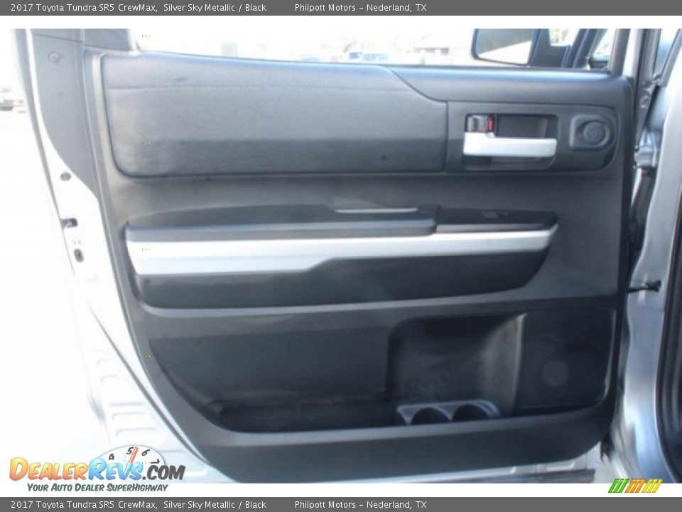 2017 Toyota Tundra SR5 CrewMax Silver Sky Metallic / Black Photo #16