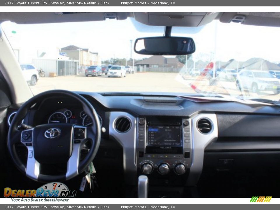 2017 Toyota Tundra SR5 CrewMax Silver Sky Metallic / Black Photo #18