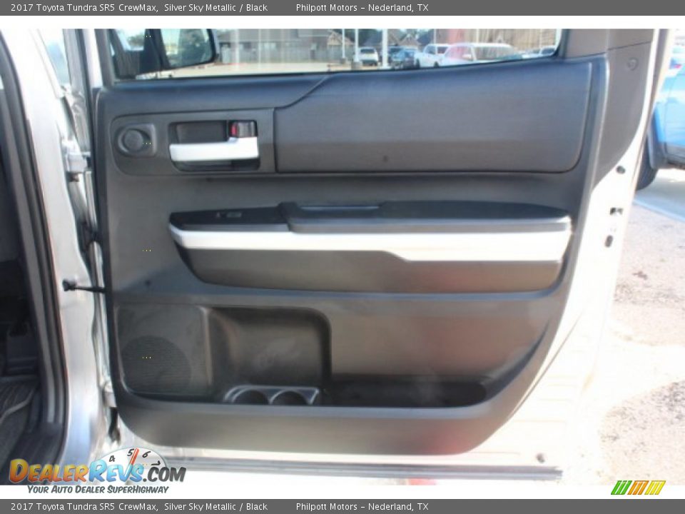 2017 Toyota Tundra SR5 CrewMax Silver Sky Metallic / Black Photo #21