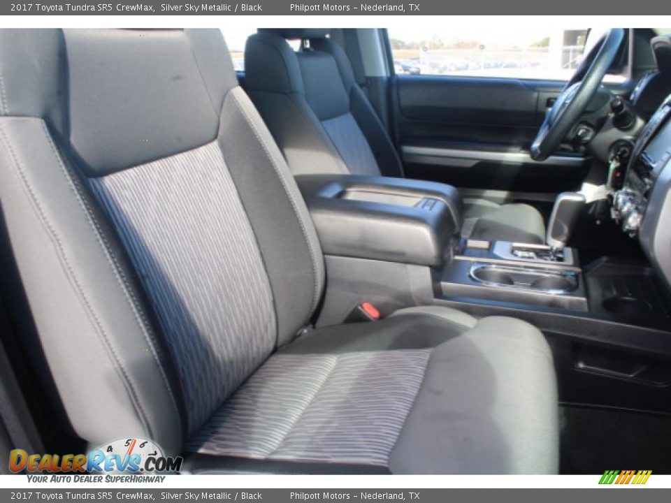 2017 Toyota Tundra SR5 CrewMax Silver Sky Metallic / Black Photo #24