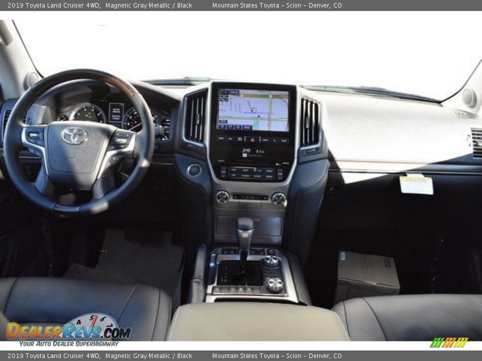 2019 Toyota Land Cruiser 4WD Magnetic Gray Metallic / Black Photo #8