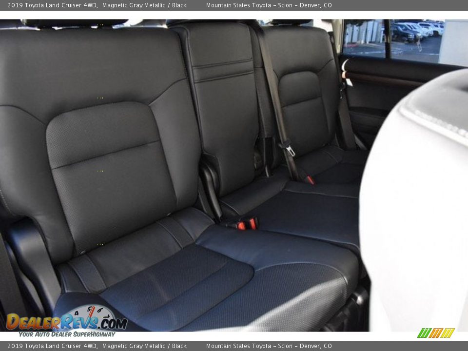 2019 Toyota Land Cruiser 4WD Magnetic Gray Metallic / Black Photo #20
