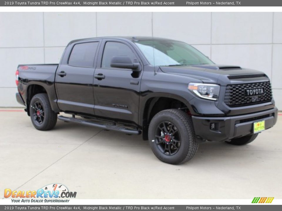 Front 3/4 View of 2019 Toyota Tundra TRD Pro CrewMax 4x4 Photo #2