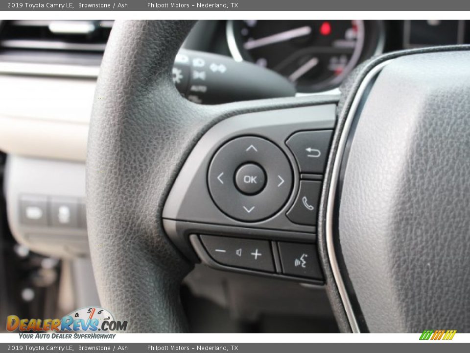 2019 Toyota Camry LE Brownstone / Ash Photo #17