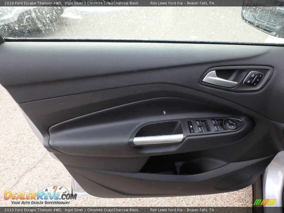 2019 Ford Escape Titanium 4WD Ingot Silver / Chromite Gray/Charcoal Black Photo #14