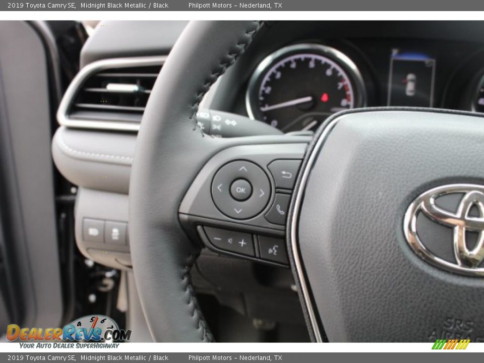 2019 Toyota Camry SE Steering Wheel Photo #16