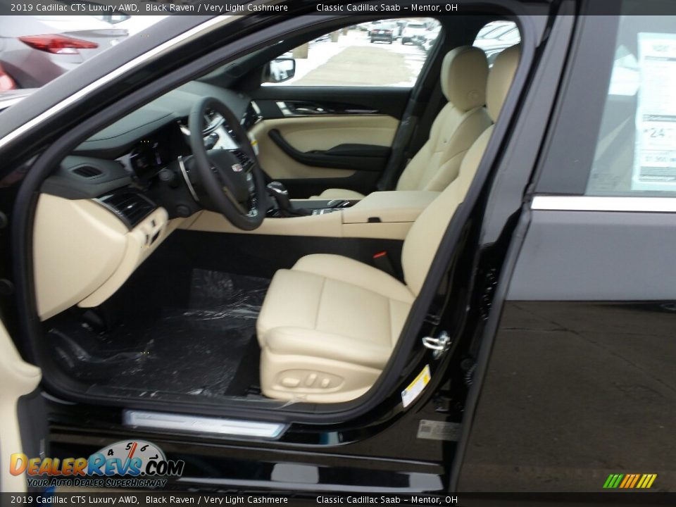 Front Seat of 2019 Cadillac CTS Luxury AWD Photo #3