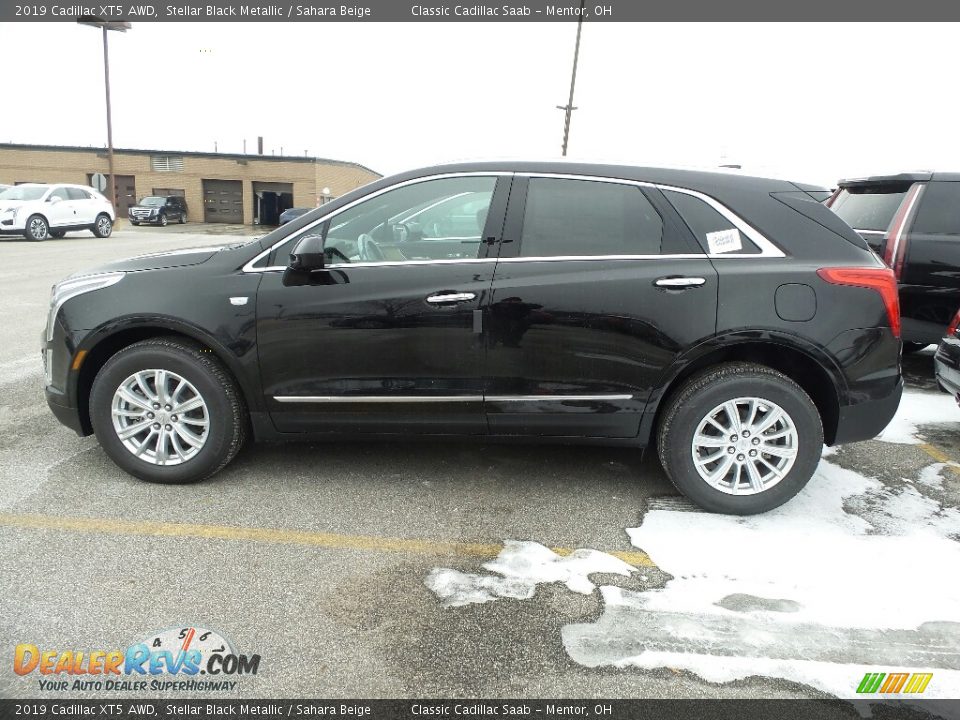 2019 Cadillac XT5 AWD Stellar Black Metallic / Sahara Beige Photo #2