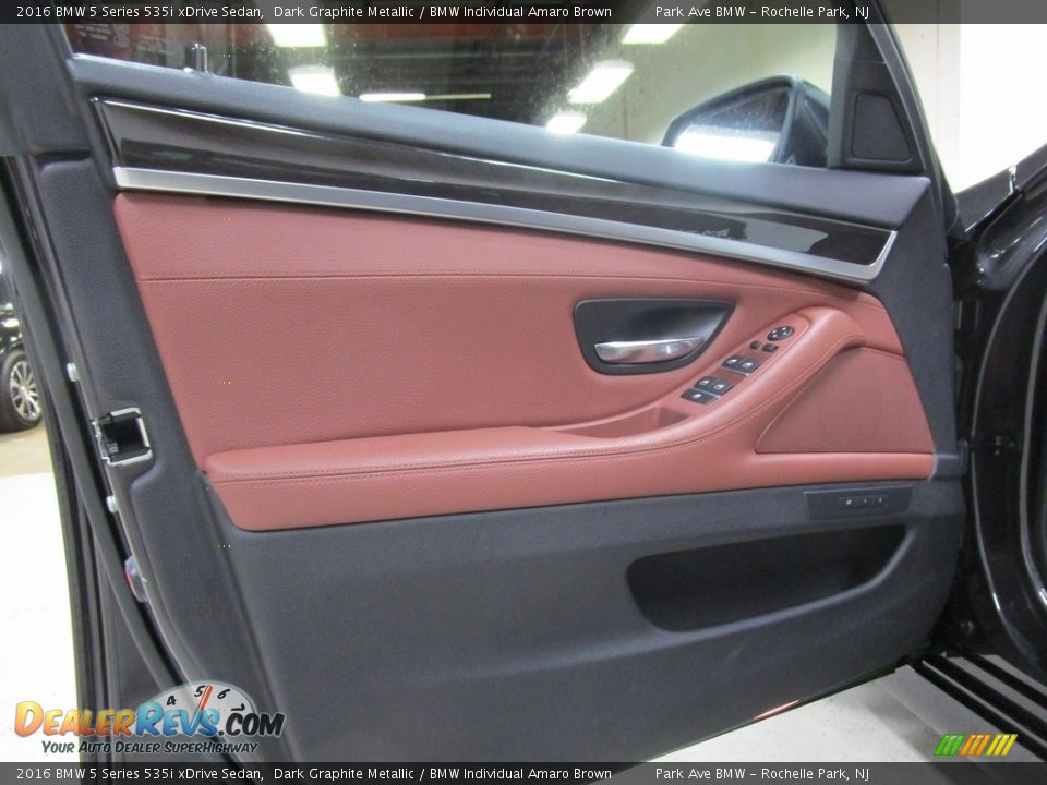 2016 BMW 5 Series 535i xDrive Sedan Dark Graphite Metallic / BMW Individual Amaro Brown Photo #5