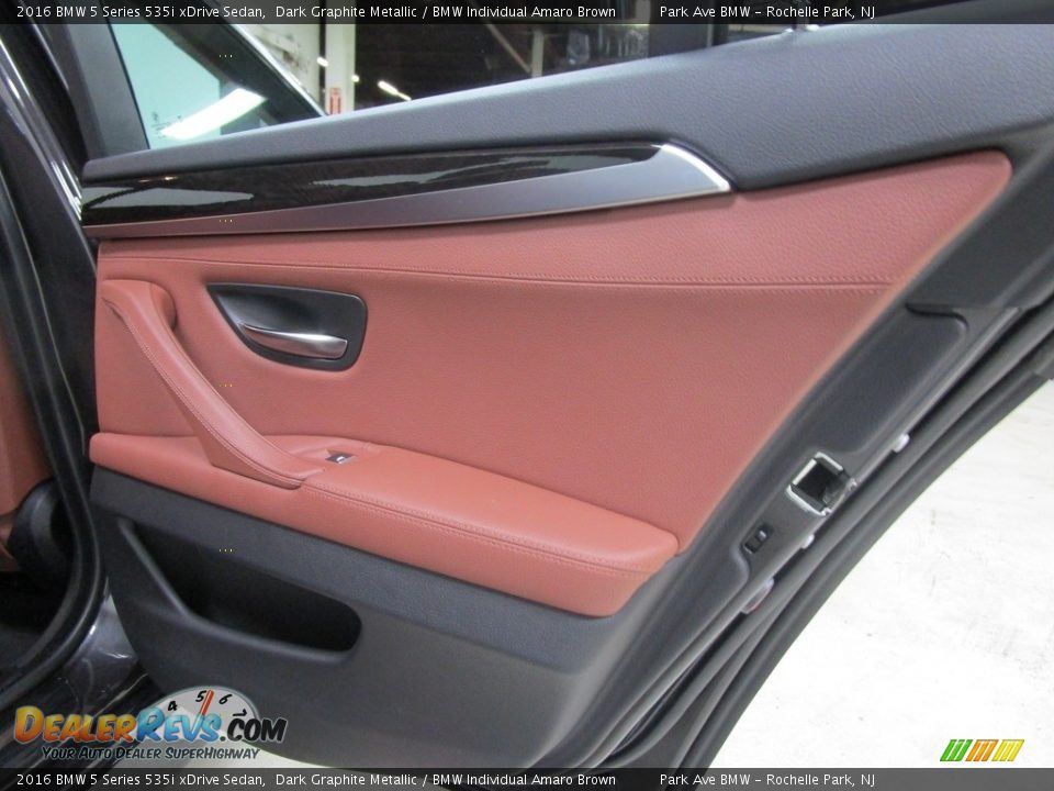 2016 BMW 5 Series 535i xDrive Sedan Dark Graphite Metallic / BMW Individual Amaro Brown Photo #14
