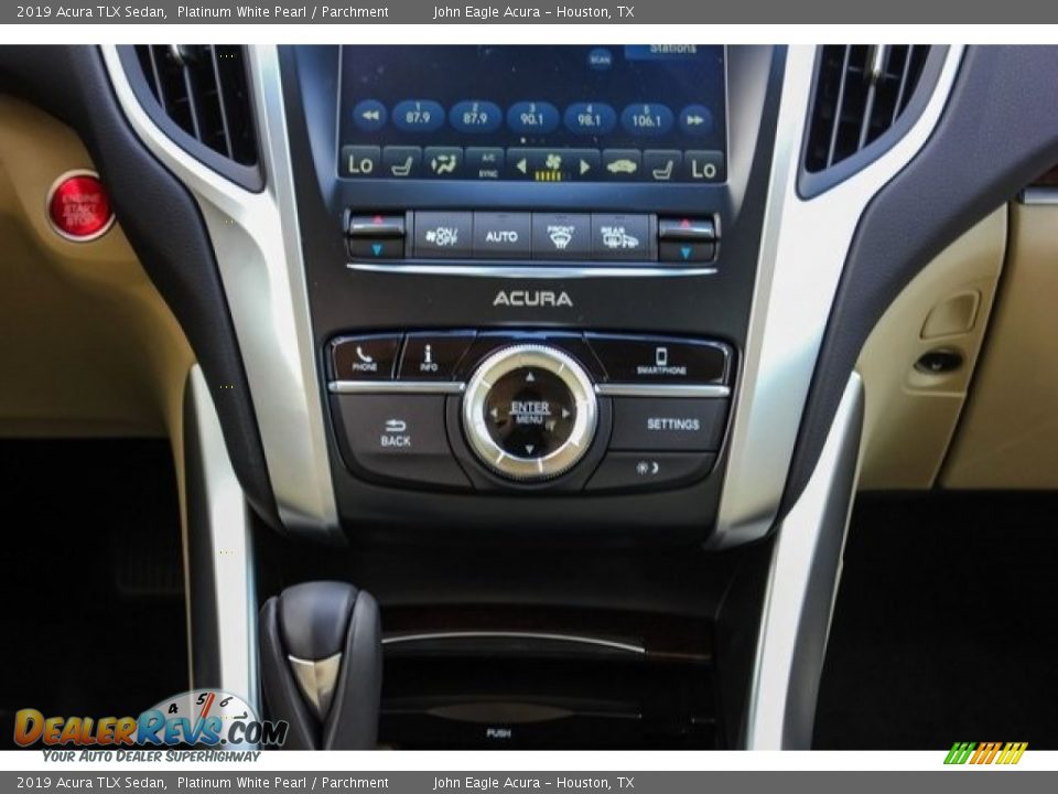 2019 Acura TLX Sedan Platinum White Pearl / Parchment Photo #26