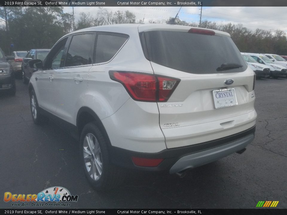 2019 Ford Escape SE Oxford White / Medium Light Stone Photo #3