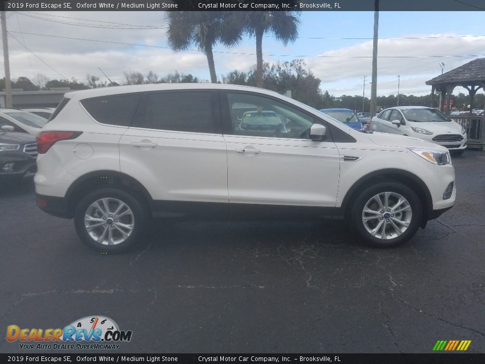2019 Ford Escape SE Oxford White / Medium Light Stone Photo #6