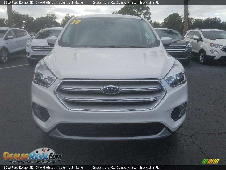 2019 Ford Escape SE Oxford White / Medium Light Stone Photo #8