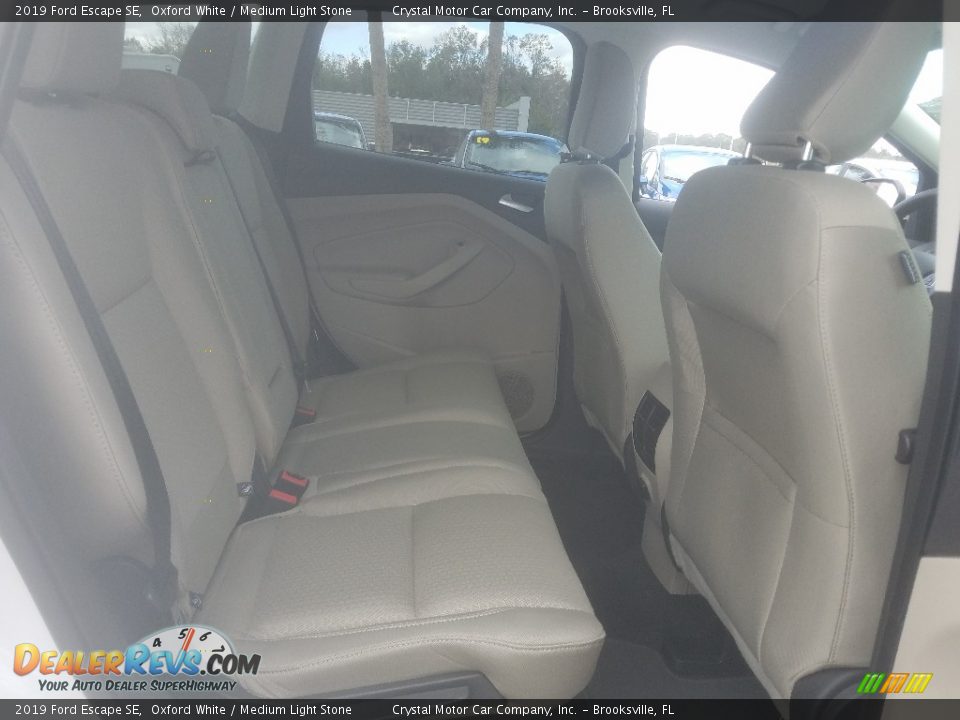 2019 Ford Escape SE Oxford White / Medium Light Stone Photo #11