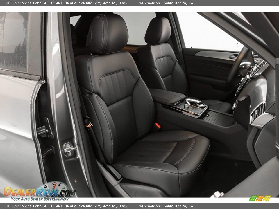 Front Seat of 2019 Mercedes-Benz GLE 43 AMG 4Matic Photo #5