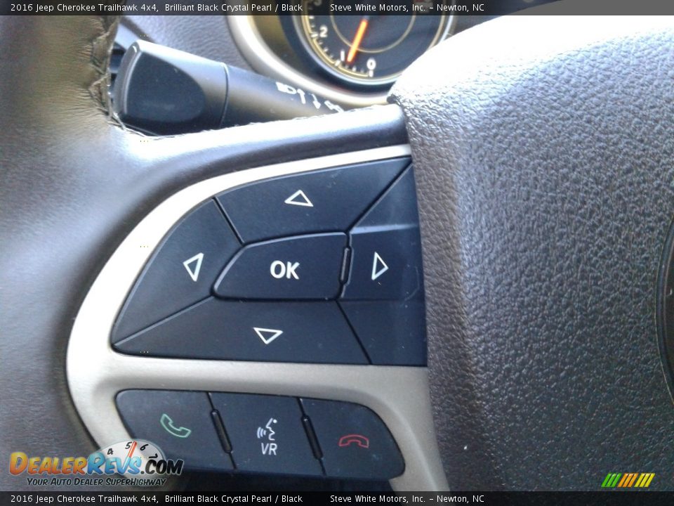 2016 Jeep Cherokee Trailhawk 4x4 Brilliant Black Crystal Pearl / Black Photo #17