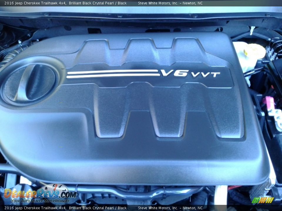 2016 Jeep Cherokee Trailhawk 4x4 Brilliant Black Crystal Pearl / Black Photo #33