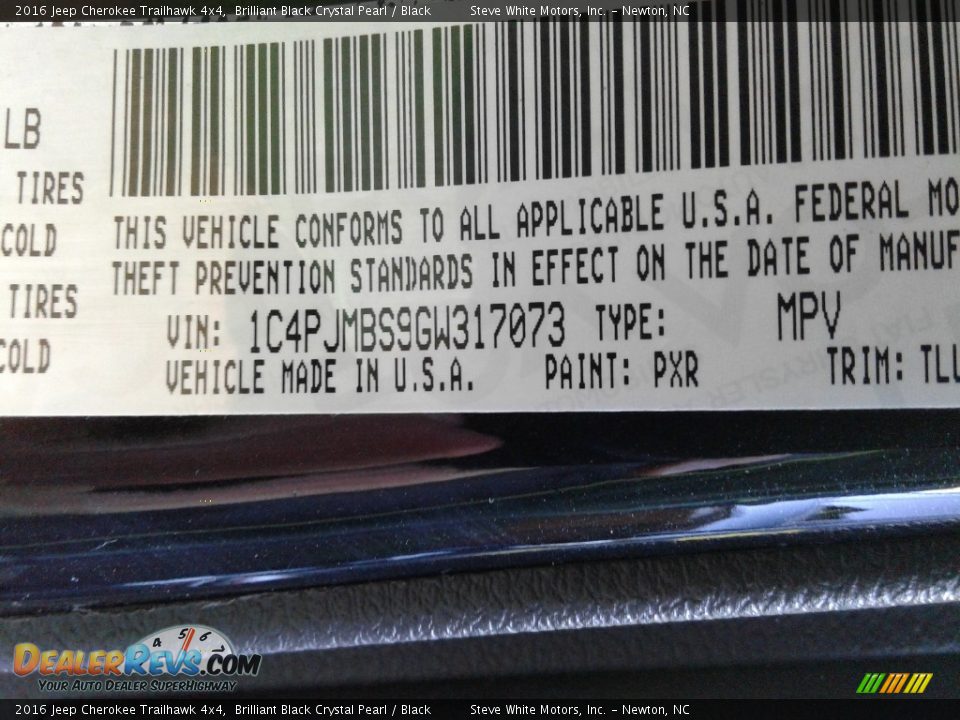 2016 Jeep Cherokee Trailhawk 4x4 Brilliant Black Crystal Pearl / Black Photo #34