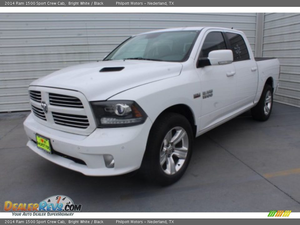 2014 Ram 1500 Sport Crew Cab Bright White / Black Photo #4
