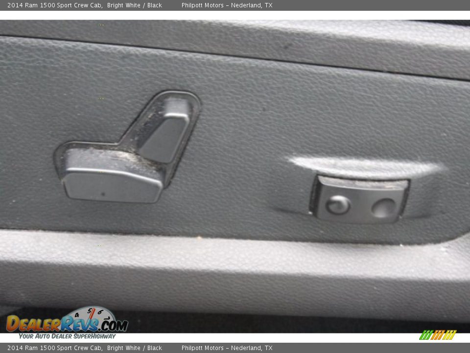 2014 Ram 1500 Sport Crew Cab Bright White / Black Photo #13