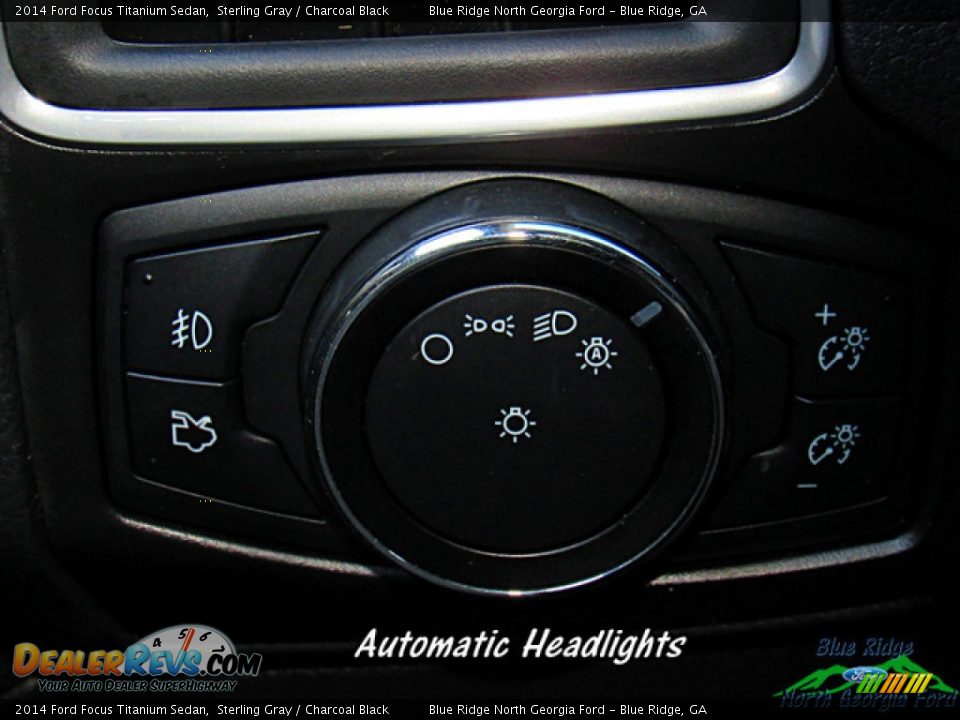 2014 Ford Focus Titanium Sedan Sterling Gray / Charcoal Black Photo #23