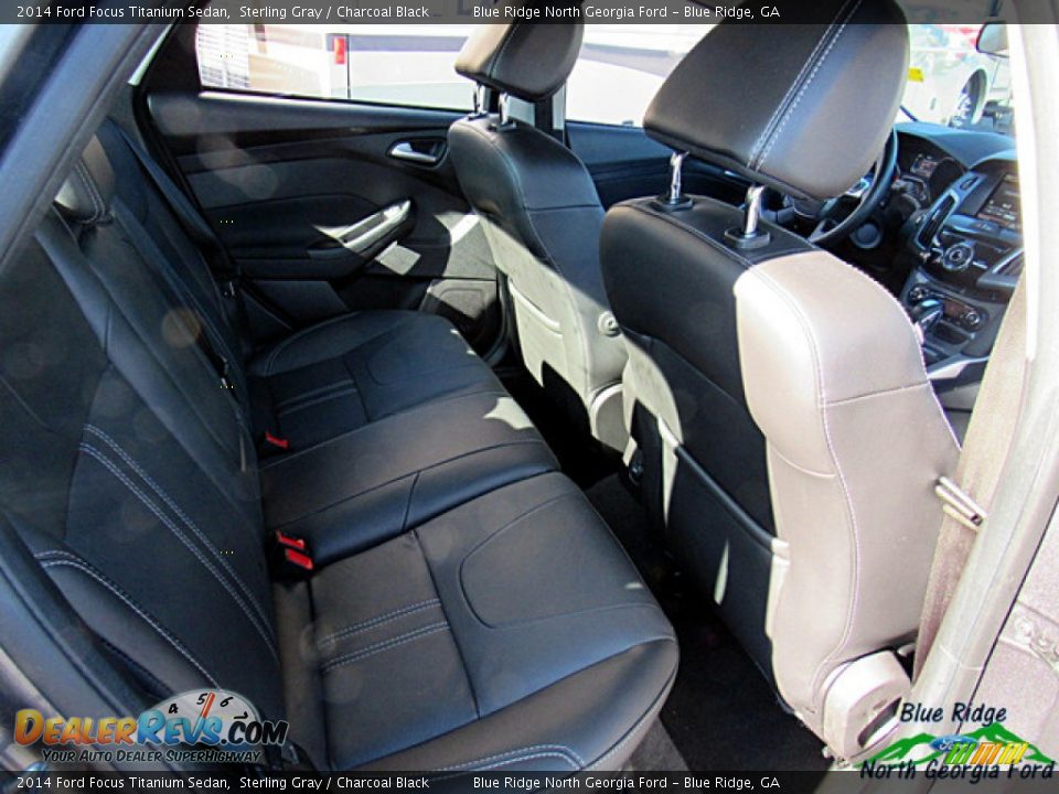 2014 Ford Focus Titanium Sedan Sterling Gray / Charcoal Black Photo #30