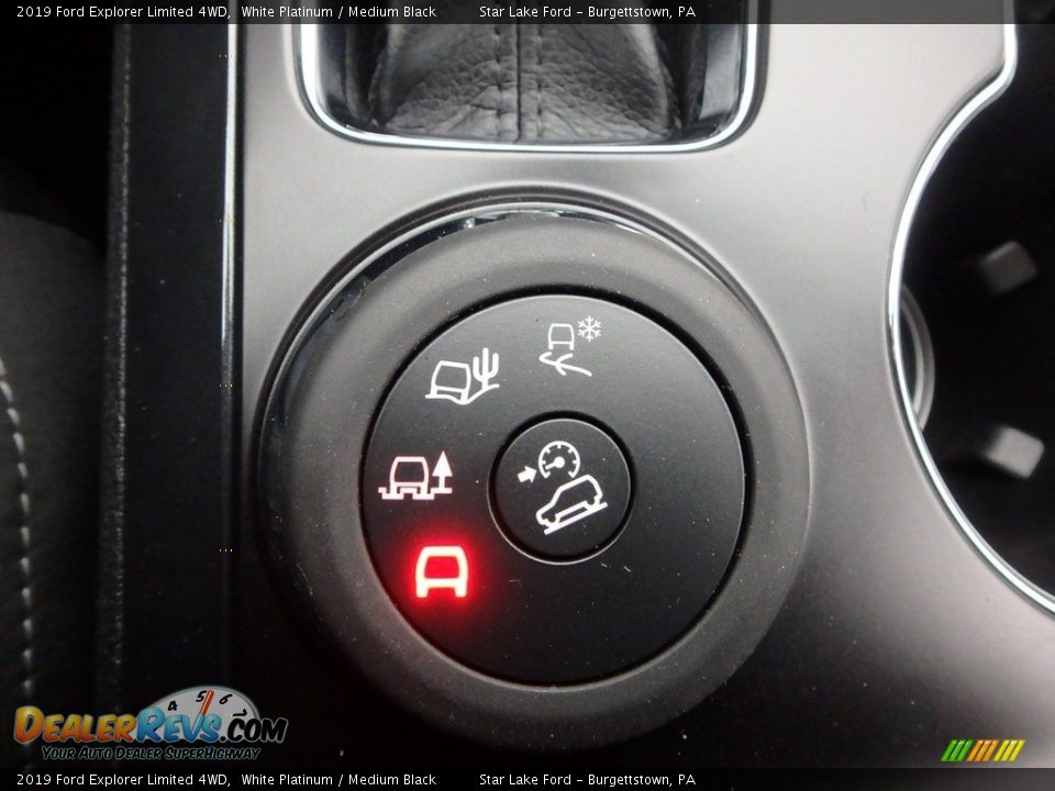 Controls of 2019 Ford Explorer Limited 4WD Photo #18