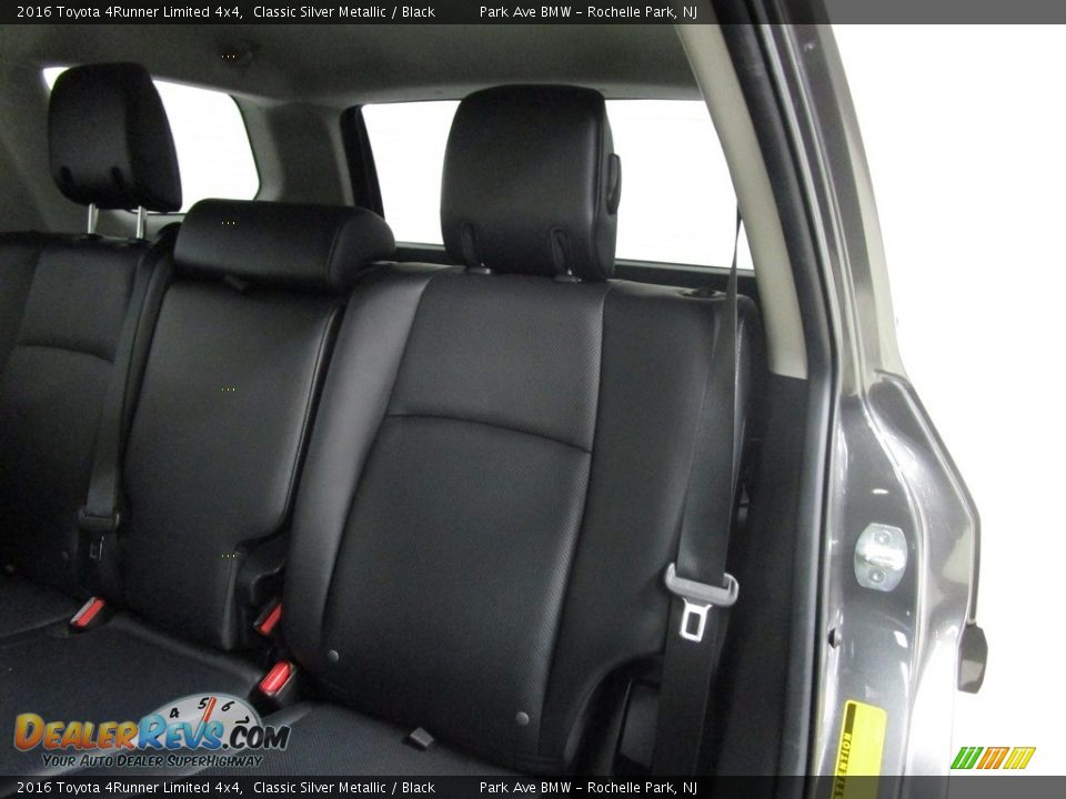 2016 Toyota 4Runner Limited 4x4 Classic Silver Metallic / Black Photo #10