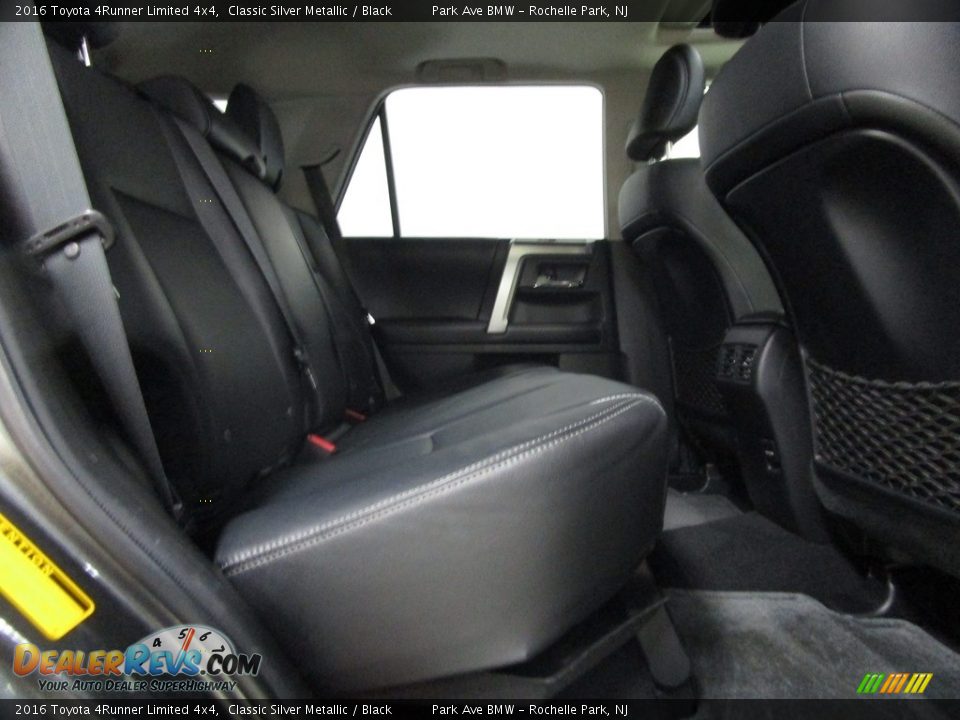 2016 Toyota 4Runner Limited 4x4 Classic Silver Metallic / Black Photo #17