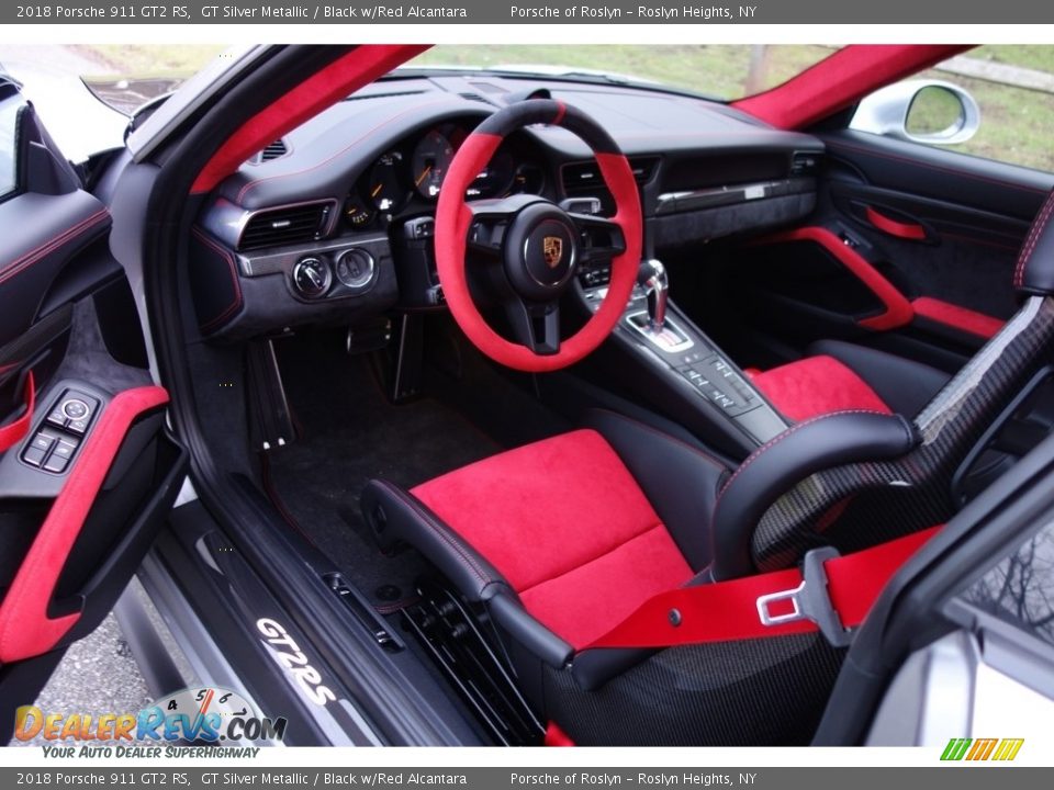 Black w/Red Alcantara Interior - 2018 Porsche 911 GT2 RS Photo #16