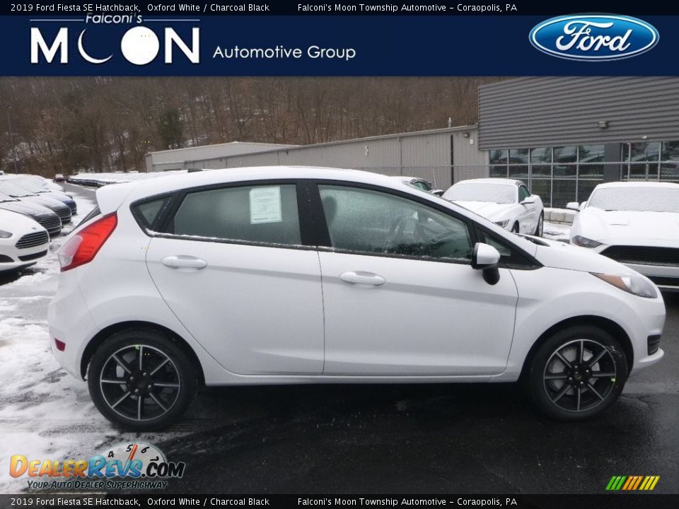 2019 Ford Fiesta SE Hatchback Oxford White / Charcoal Black Photo #1