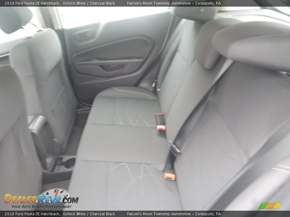 2019 Ford Fiesta SE Hatchback Oxford White / Charcoal Black Photo #8