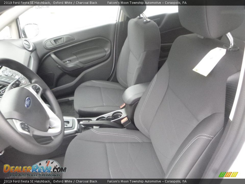 Front Seat of 2019 Ford Fiesta SE Hatchback Photo #11