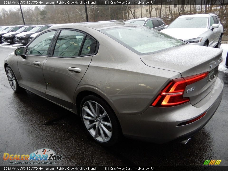 2019 Volvo S60 T6 AWD Momentum Pebble Gray Metallic / Blond Photo #4