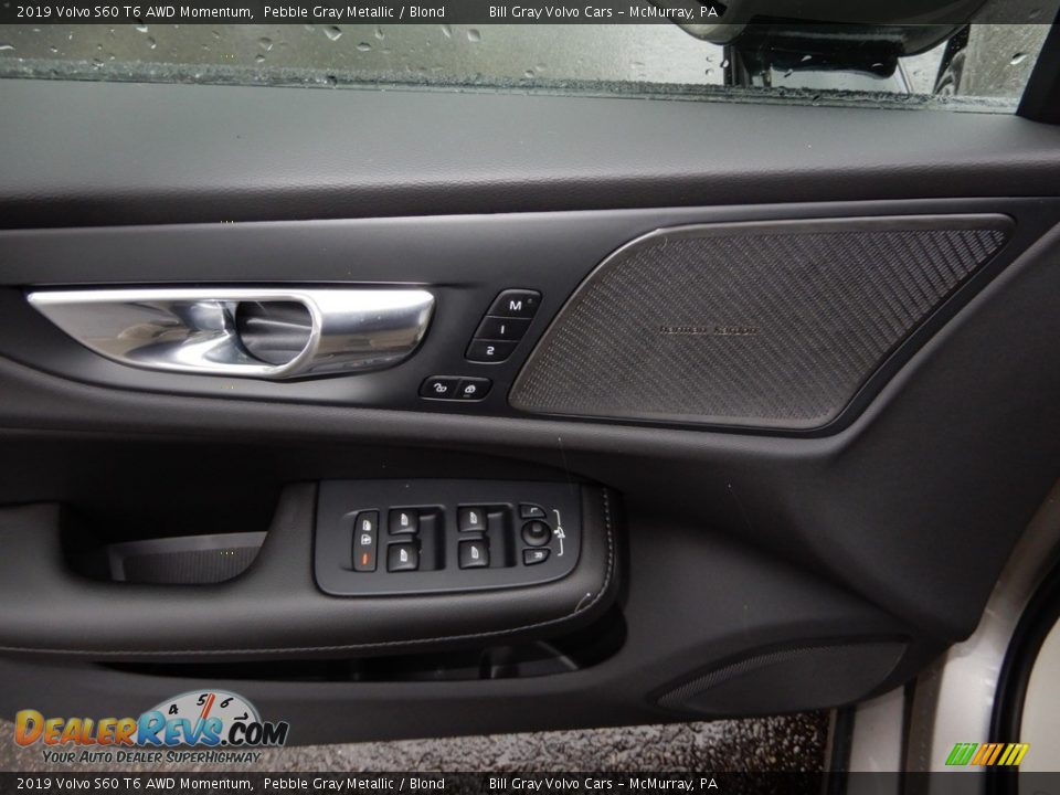 2019 Volvo S60 T6 AWD Momentum Pebble Gray Metallic / Blond Photo #10