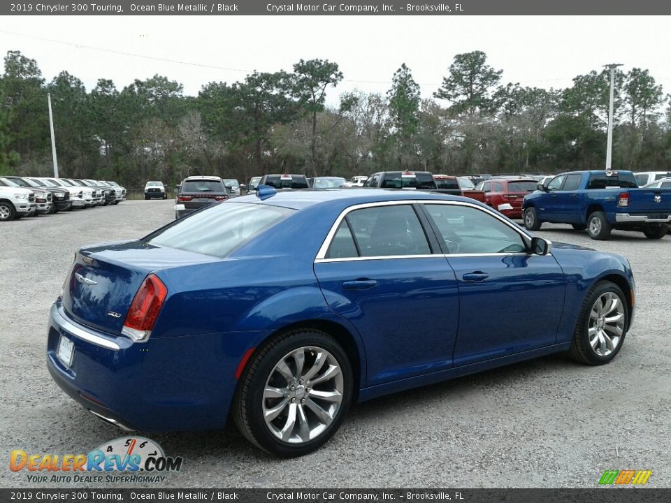 2019 Chrysler 300 Touring Ocean Blue Metallic / Black Photo #5