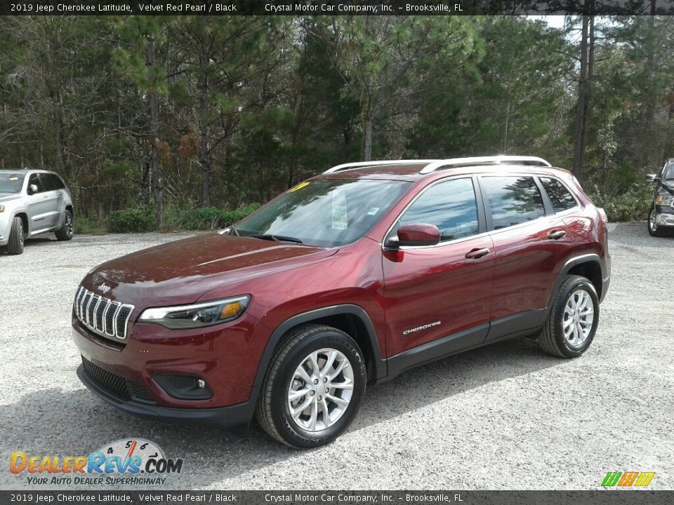 2019 Jeep Cherokee Latitude Velvet Red Pearl / Black Photo #1