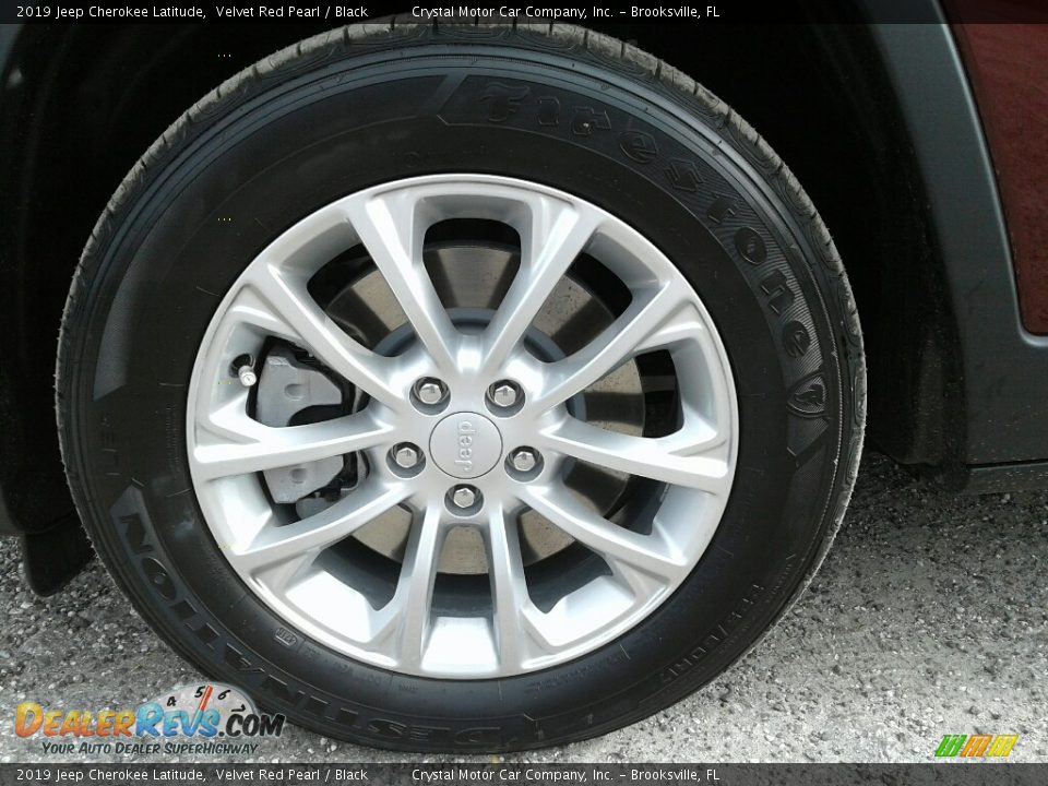 2019 Jeep Cherokee Latitude Velvet Red Pearl / Black Photo #20