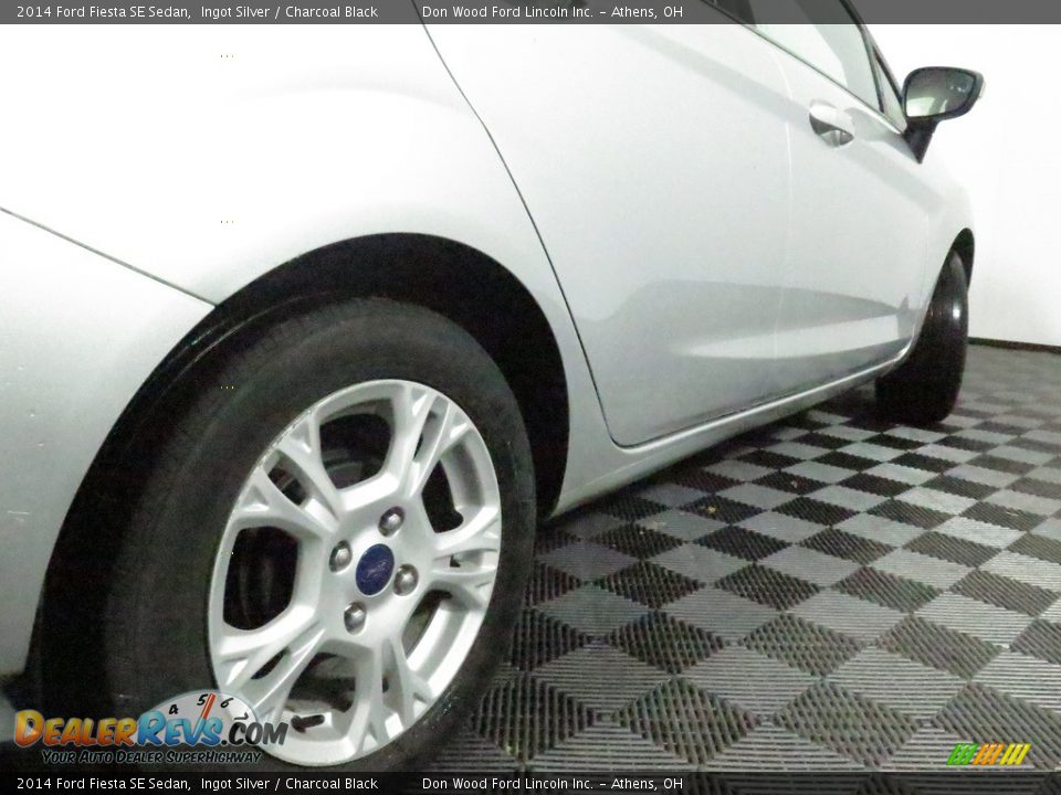 2014 Ford Fiesta SE Sedan Ingot Silver / Charcoal Black Photo #20