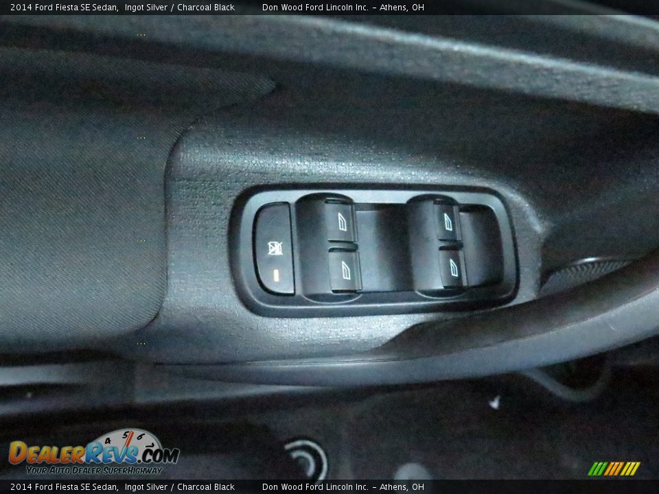 2014 Ford Fiesta SE Sedan Ingot Silver / Charcoal Black Photo #24