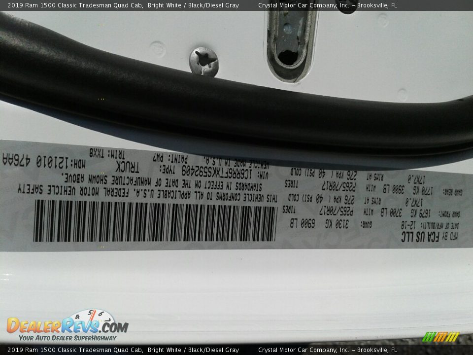 2019 Ram 1500 Classic Tradesman Quad Cab Bright White / Black/Diesel Gray Photo #21
